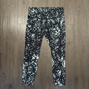 Black Pattern Lululemon Leggings